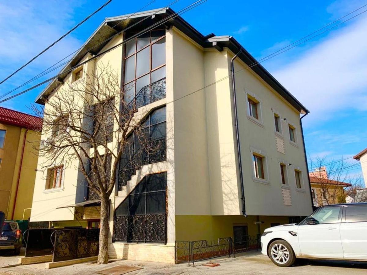 Charm 2 Palas Apartment Iasi Buitenkant foto